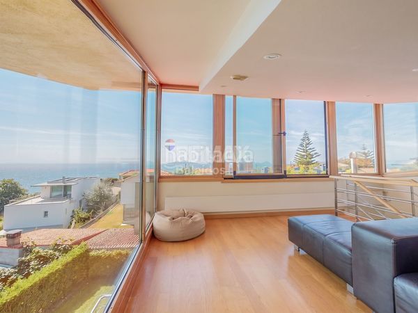 Foto f3d8e915-44ce-4a78-add9-8f3b62e4bcfe. Casa amb calefacció aparcament piscina a Coruxo - Oia - Saiáns Vigo