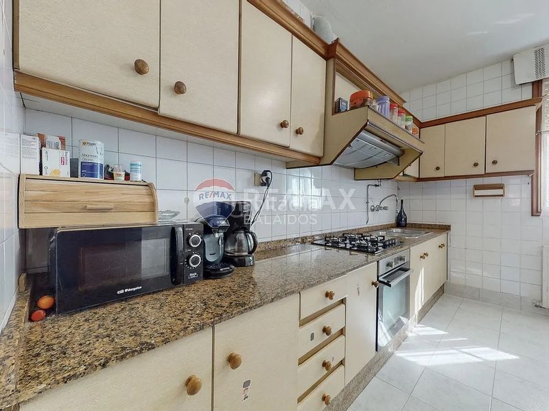 Foto dbddb6a3-c1fe-4a67-99b7-d673078ab3ef. Casa amb calefacció aparcament a Aldán Cangas