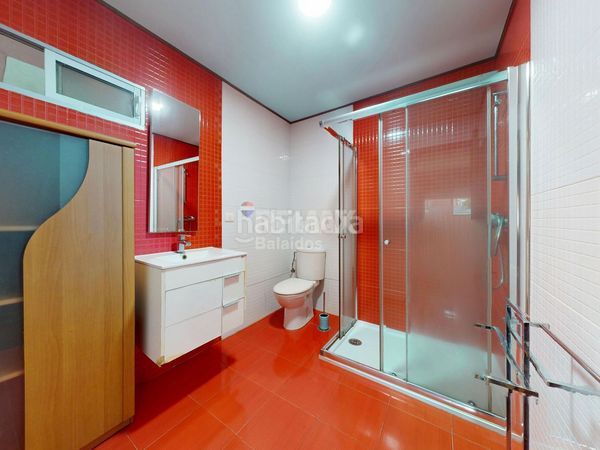 Foto 4e601287-938e-4cd9-a551-224846690e7e. Casa amb calefacció aparcament a Cabral - Candeán Vigo