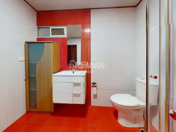 Foto 6d667a2e-e8e0-4bb1-9011-72eca4da1b24. Casa amb calefacció aparcament a Cabral - Candeán Vigo