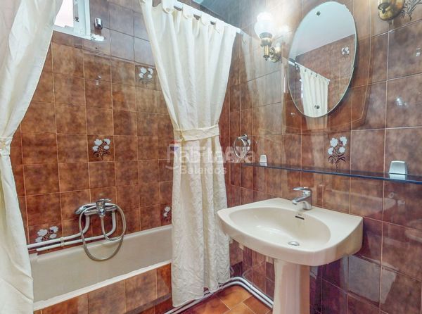 Foto aa2bfa60-90c5-4c3f-b429-aa25697a1839. Casa amb calefacció aparcament a Cabral - Candeán Vigo
