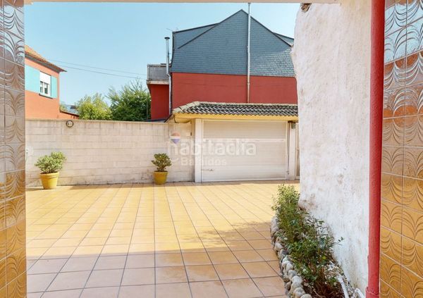 Foto e87dd1fa-65a4-4fc8-8b4f-549563bf46cd. Casa amb calefacció aparcament a Cabral - Candeán Vigo