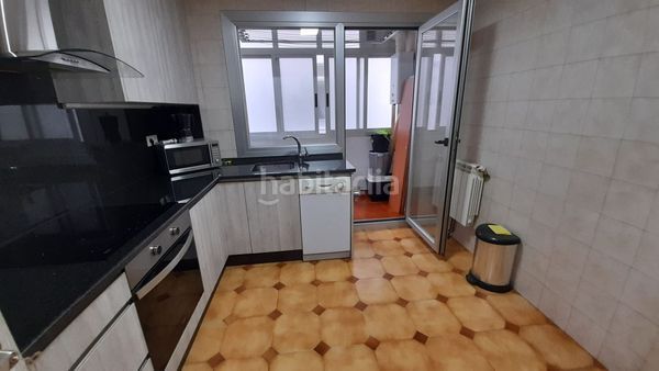 Foto 8c5d0f14-fbce-444d-a7a1-ab19897a4e21. Pis amb calefacció aparcament a As Travesas - Balaidos Vigo