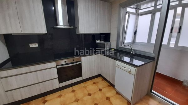 Foto e1bc60c4-6a43-495d-93b9-eff33161bc48. Pis amb calefacció aparcament a As Travesas - Balaidos Vigo