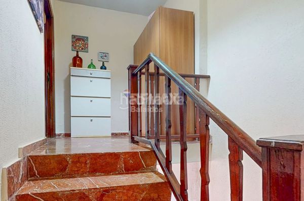 Foto 7709ddb7-55a8-40b5-b074-963e98d0dbe8. Casa amb aparcament a Cabral - Candeán Vigo