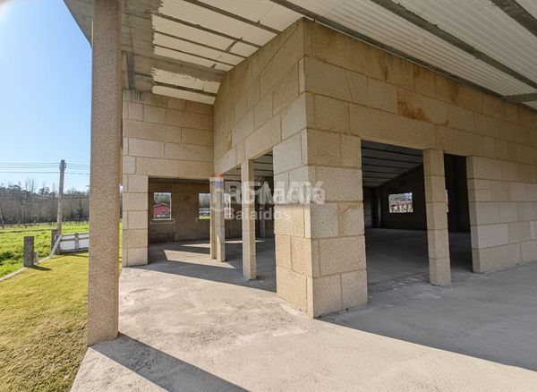 Foto 45f184e3-f030-4f23-98a6-3a19a7c9fdb8. Chalet mit parking in Porriño (O)