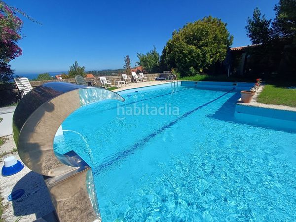 Foto 008e0ce5-7bbf-4a99-8b2c-6c2376907807. Casa amb xemeneia calefacció aparcament piscina a Baiona