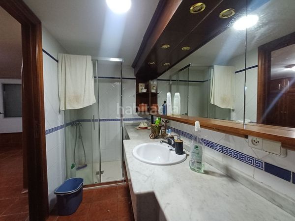 Foto d7a5bdaf-d47b-436c-81ec-844825e465f6. Casa amb xemeneia calefacció aparcament piscina a Baiona