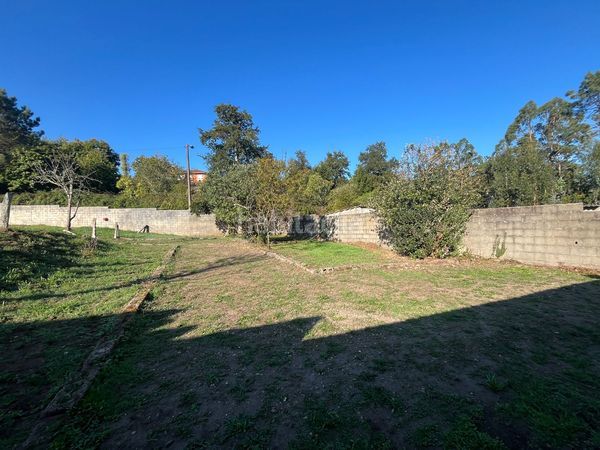 Foto 7e8bd4fa-0dde-446f-92be-9a569efcb237. Terreno residencial en Gondomar