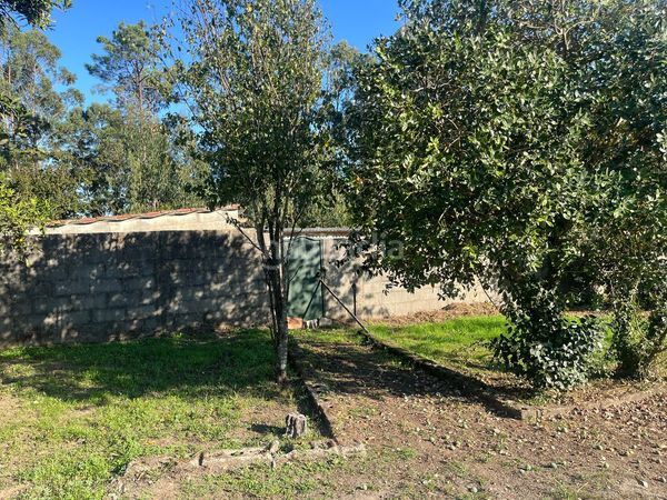 Foto 94326554-1d1c-4643-8a39-c16a8df4e8e7. Terreno residencial en Gondomar