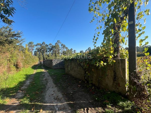 Foto a3eea242-baed-46a6-890e-e312f3c49685. Terreno residencial en Gondomar