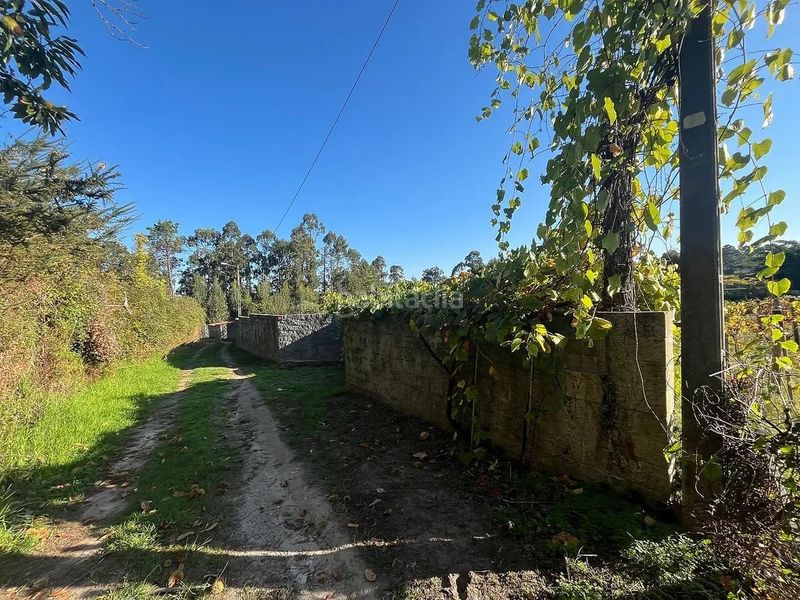 Foto f677c2a2-dc68-42ca-a3d3-8b22f4a9544e. Terreno residencial en Gondomar