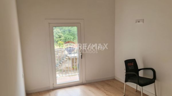 Foto ac90bc23-8f99-4344-bb57-02ed7ce1ea03. Casa a Cenlle