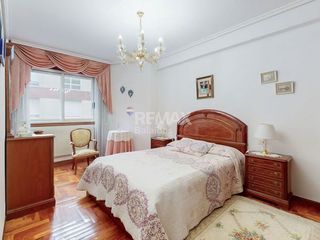 Pis  Rúa de sanjurjo badía