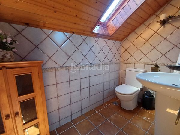 Foto 0fc14b91-af14-4cee-9b43-c6fef7728d31. Casa amb calefacció aparcament piscina a Baiona