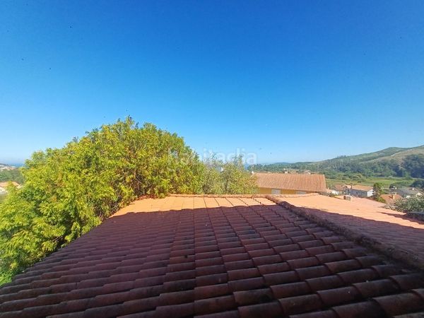Foto 1dd765e2-bbdc-4c80-a19c-9ffff0680009. Casa amb calefacció aparcament piscina a Baiona
