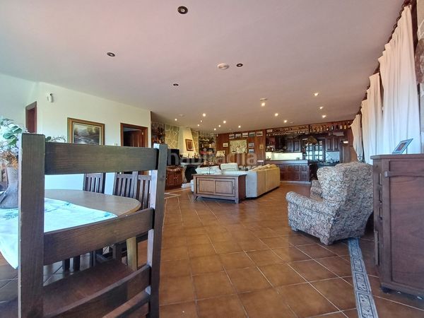 Foto 471f5ed0-9150-459e-9847-ce3d268b72c2. Casa amb calefacció aparcament piscina a Baiona