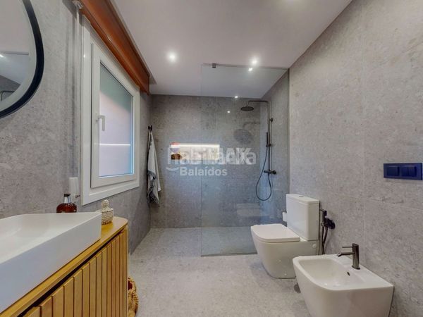 Foto 6a3b519b-84d9-4e05-8f63-d758202ef7ab. Chalet en Teis Vigo