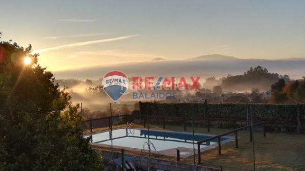 Foto cfc391f3-c080-4b96-8cb7-f414d4f644e8. Casa amb calefacció aparcament piscina a Tomiño