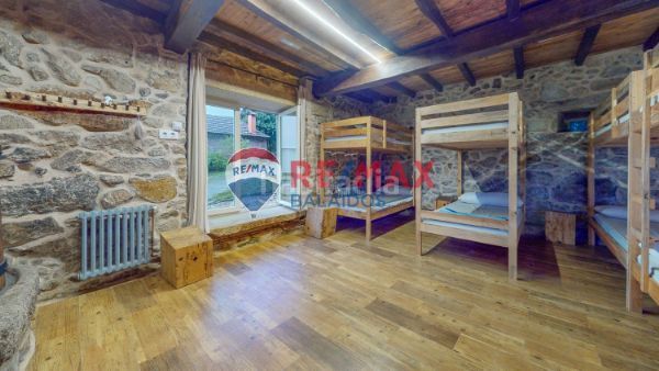 Foto d7e8238f-9b27-4ee5-bd65-a4fd5031c0dc. Casa amb calefacció aparcament piscina a Tomiño