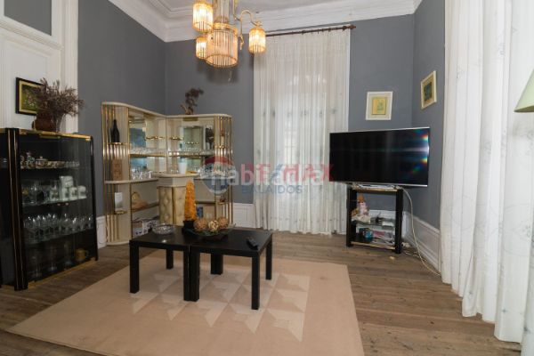 Foto 0003bdcf-b091-45d8-9a7d-880e9b6f6cab. Edificio en Guarda (A)