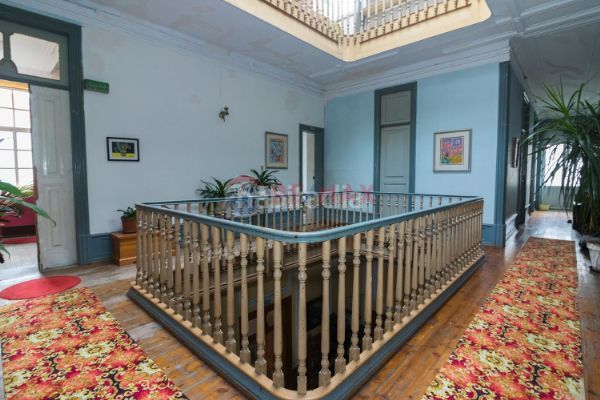 Foto 50d6fcb7-12a8-4b34-889a-fb8f613c5d3b. Edificio en Guarda (A)