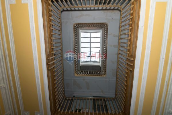 Foto 59af53fe-6329-448d-a42e-f9769bf13f89. Edificio en Guarda (A)