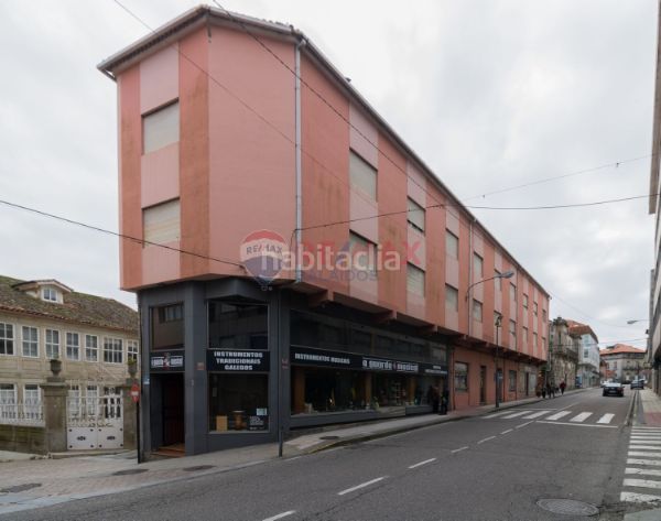 Foto 947bed8a-6cf0-48cb-9737-142935ba3d89. Edificio en Guarda (A)