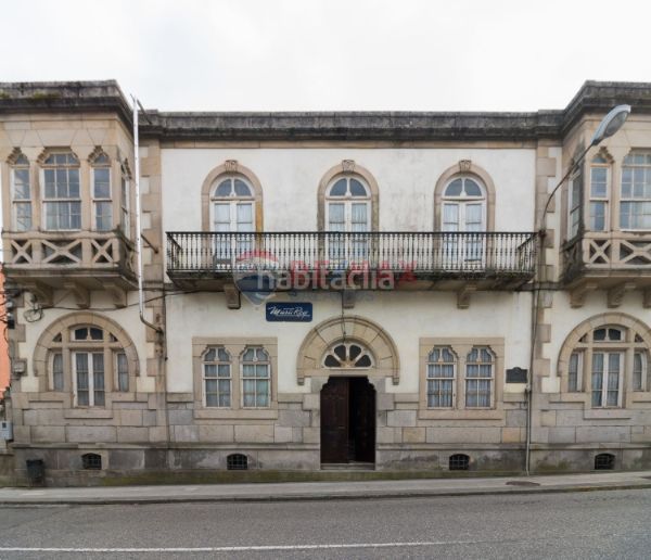 Foto c0c66fa7-58ae-4b78-8079-0b41b908d019. Edificio en Guarda (A)