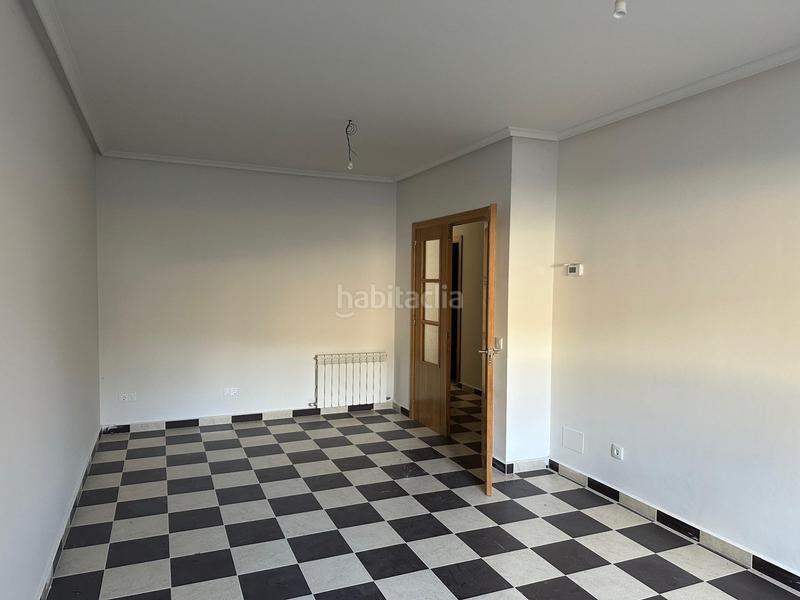 Foto 4fab502b-ea38-4218-b6c7-3adc4f29e5ab. Casa adossada amb calefacció aparcament a Mucientes