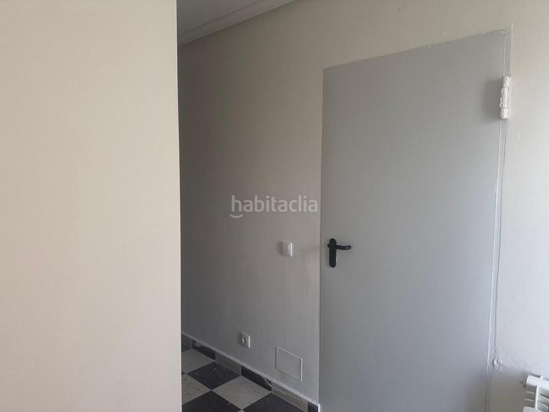 Foto a41c940d-42bd-4903-971f-f6ba26c5c759. Casa adossada amb calefacció aparcament a Mucientes
