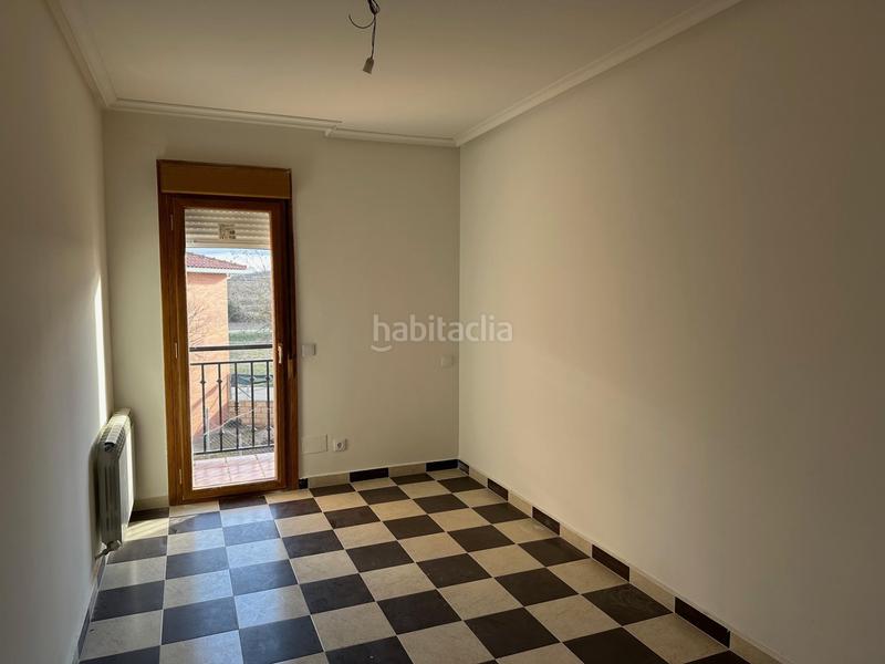 Foto eac0c6a4-1d54-449b-a672-1d99e34e0c88. Casa adossada amb calefacció aparcament a Mucientes