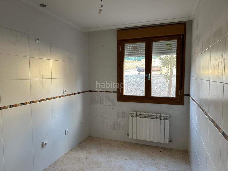 Foto fa72222c-916f-4e03-8190-c86256dd077a. Casa adossada amb calefacció aparcament a Mucientes