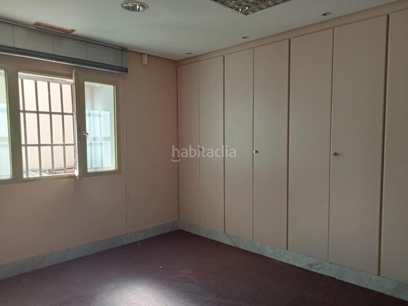 Foto a4bc8f0d-002c-4ba7-a0e0-ea67cd5ea4c7. Rent business premise in Rondilla Valladolid