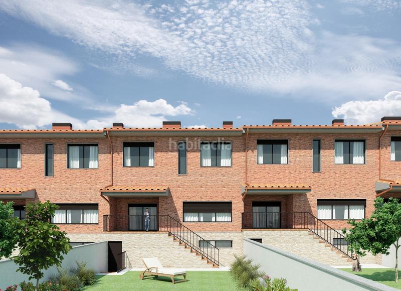 Foto 7c61462b-f025-4ee2-b380-f58f1c5d9a46. Reihenhaus mit heizung parking in Olmedo