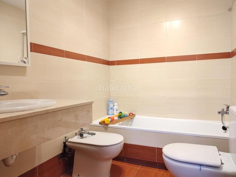 Foto 15378817-fc4f-4fe6-94c0-6af01676386f. Casa adossada amb calefacció aparcament piscina a Valladolid