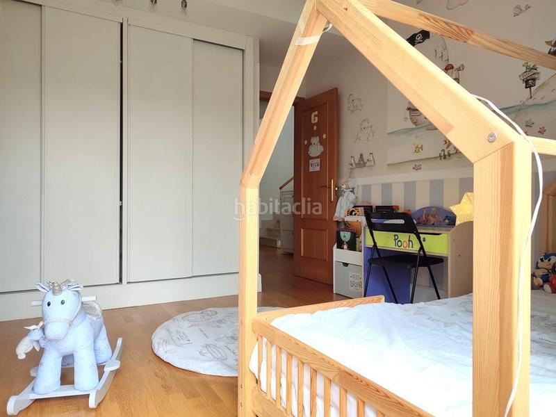 Foto 2982228a-4f00-4cb1-a50a-448328c5ab06. Casa adossada amb calefacció aparcament piscina a Valladolid