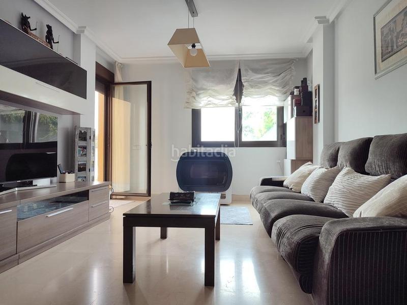 Foto 444dac8d-30a2-4d3a-8391-c4c6fba48ced. Casa adossada amb calefacció aparcament piscina a Valladolid