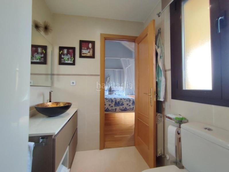 Foto 4b219437-506e-4846-83b5-b2bc592044e8. Casa adossada amb calefacció aparcament piscina a Valladolid