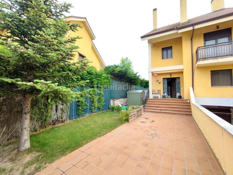 Foto 8eb88645-1724-41a9-b081-e4dd7da35789. Casa adossada amb calefacció aparcament piscina a Valladolid