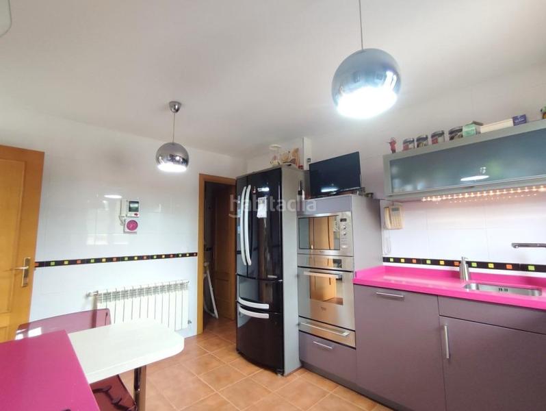 Foto de86266c-7b36-401a-9dea-b918891c57c1. Casa adossada amb calefacció aparcament piscina a Valladolid