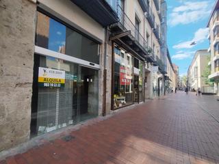 Location Local commercial à Calle teresa gil 22. Estupendo local comercial en pleno centro vallisoletano