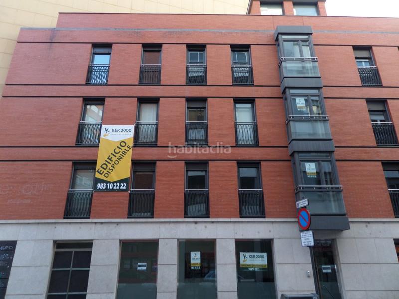 Foto 027616d4-3244-47bd-8227-816e744f57c1. Alquiler oficina en calle galatea 4 edificio completo de oficinas con local comercial en Valladolid