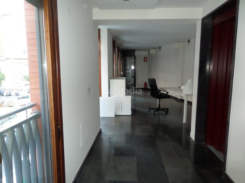 Foto 1cbfd1c5-0711-491b-b770-3d6b35e95d28. Lloguer oficina a calle galatea 4 a Campo Grande Valladolid