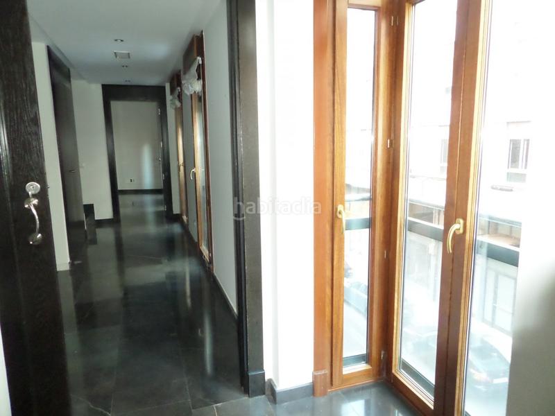 Foto f2bb770c-3fe6-4025-9929-096b22e5a805. Lloguer oficina a calle galatea 4 a Campo Grande Valladolid