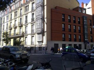 Miete Büro in Calle galatea 4. Edificio completo de oficinas con local comercial