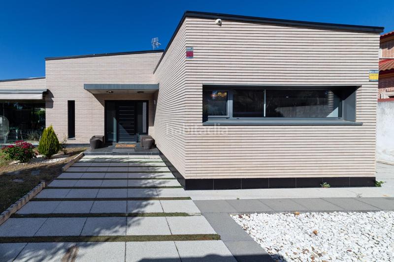 Foto 794c7e1f-53ec-4c3a-bf24-137a5dd21ca1. Chalet in jacinto benavente 5 in Simancas