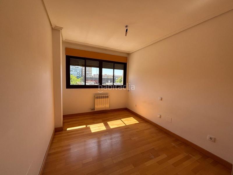 Foto d20fe809-a382-443e-b81b-8c45f6ae8ab9. Etagenwohnung in plaza de juan de austria 10 in Plaza de Toros Valladolid