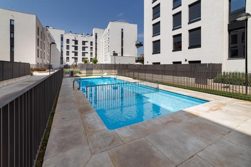Foto e5c571a3-d0dd-4a79-96e3-e3a08977ad60. Piso impecable piso en callejón de la alcoholera, en Valladolid