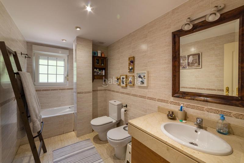 Foto a44a9c3f-2cf2-414e-8226-559900009b7e. Maison jumelée avec chauffage piscine dans Simancas